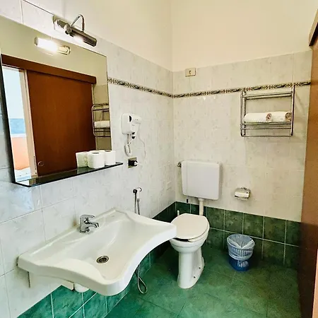 Smart Rooms 招待所 莫利内拉